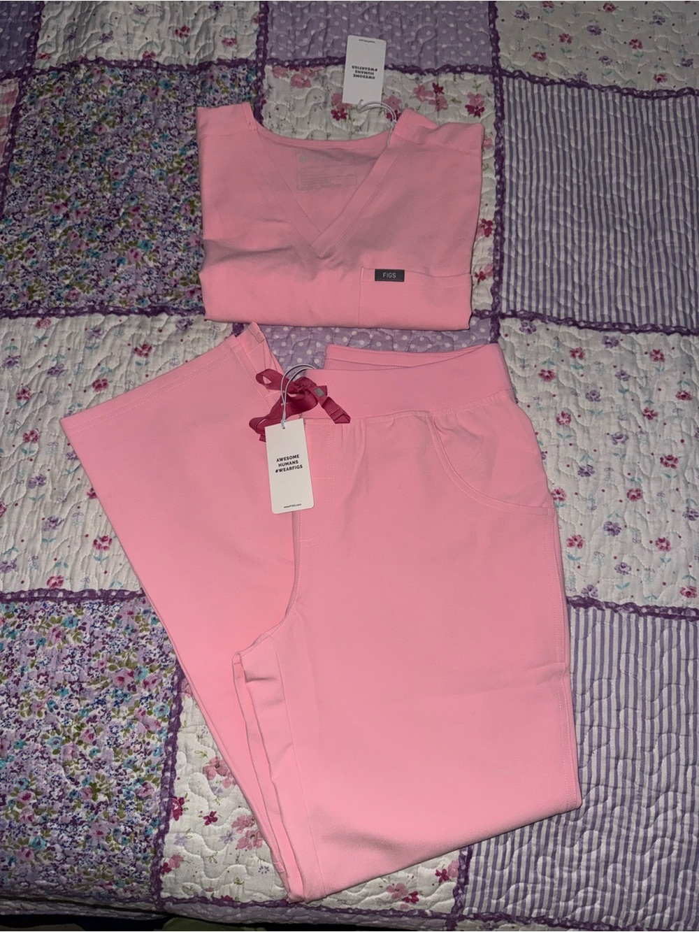 Figs scrub set